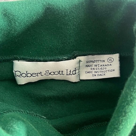 Green turtle neck - Picture 2 of 2